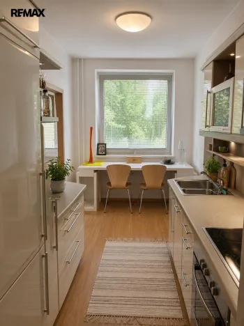 Prodej bytu 3+1, Zlín, Křiby, 79 m2