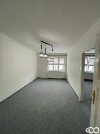 Pronájem bytu 3+1, Pardubice, náměstí Čs. legií, 96 m2