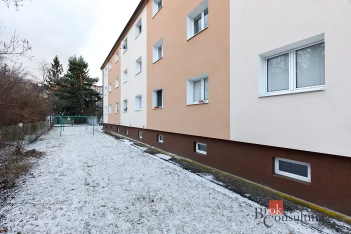 Pronájem bytu 1+1, Plzeň - Jižní Předměstí, Raisova, 30 m2