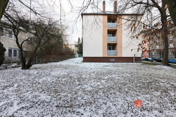 Pronájem bytu 1+1, Plzeň - Jižní Předměstí, Raisova, 30 m2