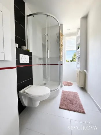 Pronájem bytu 3+kk, Hradec Králové, Severní, 58 m2