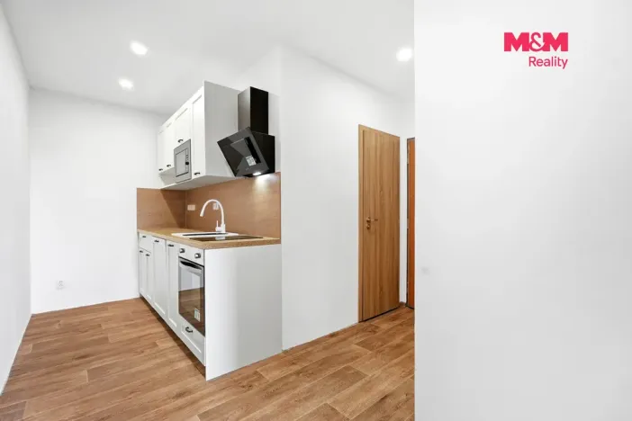 Pronájem bytu 2+1, Česká Lípa, Železničářská, 61 m2