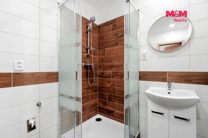 Pronájem bytu 2+1, Česká Lípa, Železničářská, 61 m2