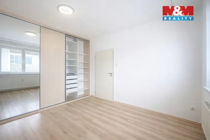 Pronájem bytu 2+kk, Praha - Strašnice, U trati, 46 m2