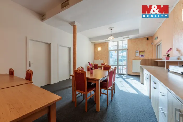 Prodej ubytování, Františkovy Lázně - Horní Lomany, Družstevní, 618 m2
