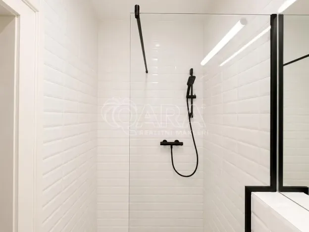 Pronájem bytu 2+kk, Praha - Vysočany, Nemocniční, 45 m2