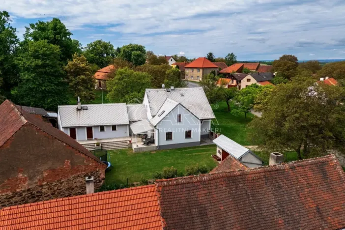 Prodej rodinného domu, Slabce - Rousínov, 198 m2