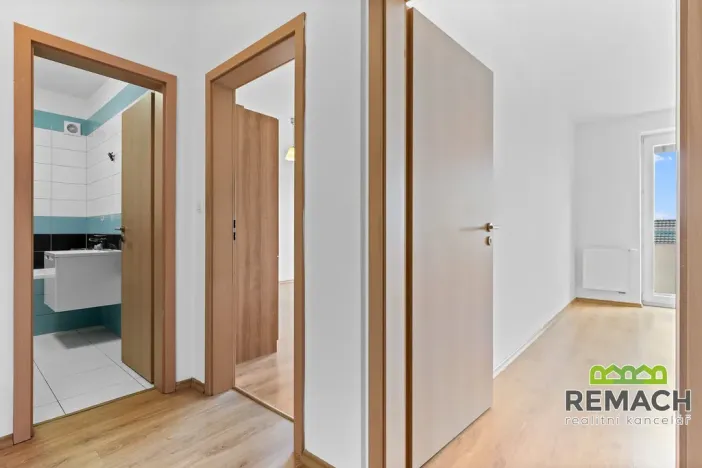 Pronájem bytu 2+kk, Staré Město, Tönisvorst, 50 m2