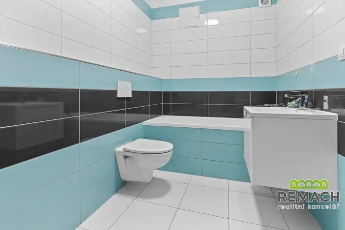 Pronájem bytu 2+kk, Staré Město, Tönisvorst, 50 m2