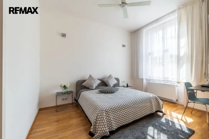 Pronájem bytu 2+kk, Praha - Staré Město, Haštalská, 63 m2