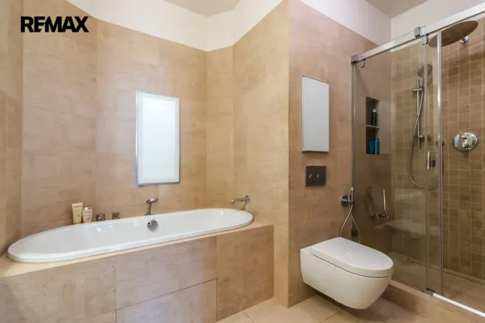 Pronájem bytu 2+kk, Praha - Staré Město, Haštalská, 63 m2