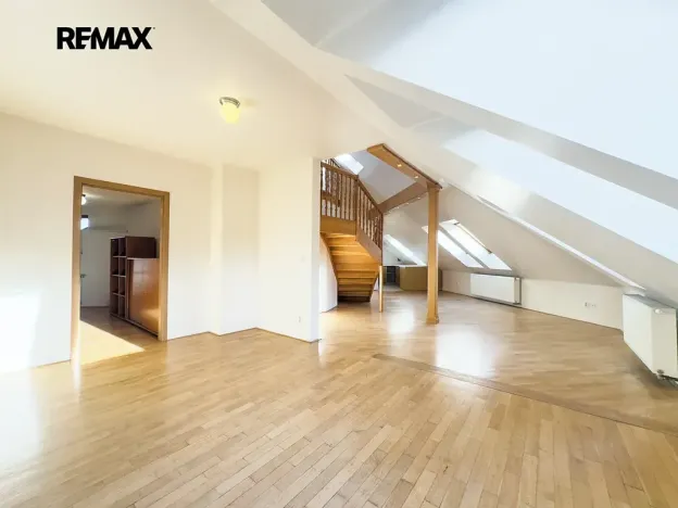 Prodej atypického bytu, Praha - Smíchov, Na Březince, 135 m2