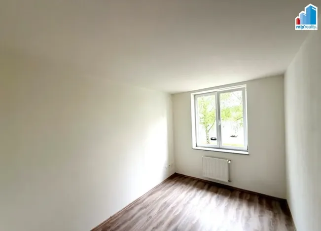 Pronájem bytu 2+1, Janovice nad Úhlavou, Rozvojová zóna, 80 m2