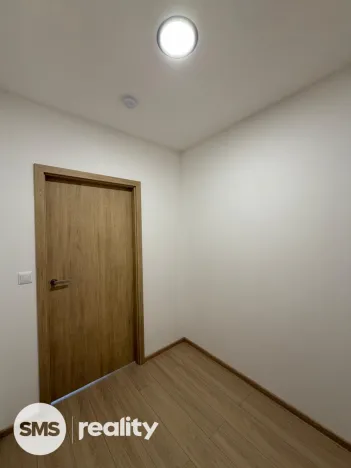Pronájem bytu 1+kk, Frýdek-Místek - Frýdek, Novodvorská, 32 m2