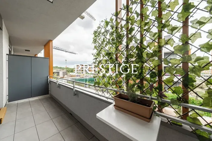 Pronájem bytu 1+kk, Praha - Střížkov, Bešťákova, 40 m2