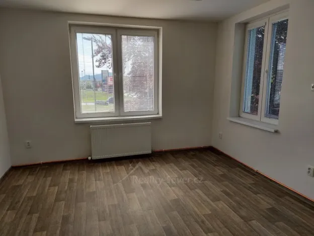 Pronájem bytu 3+1, Nový Bor - Arnultovice, B. Egermanna, 90 m2