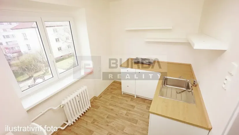 Prodej bytu 1+1, Neratovice, 30 m2