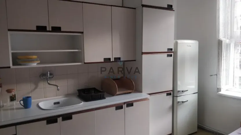 Pronájem bytu 1+1, Praha - Vinohrady, Vinohradská, 45 m2
