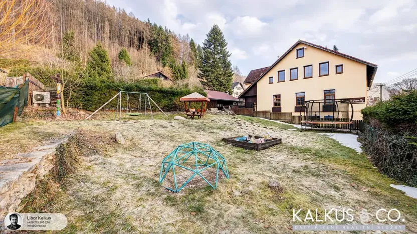 Prodej vily, Svoboda nad Úpou, Nový svět, 490 m2