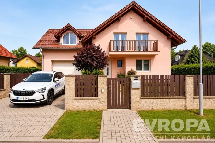 Pronájem rodinného domu, Průhonice, 200 m2