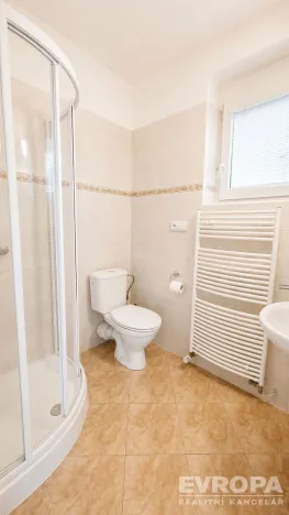 Pronájem rodinného domu, Průhonice, 200 m2