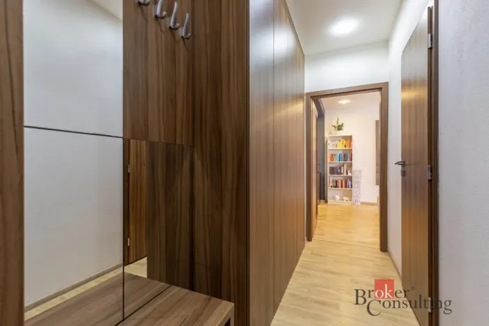 Prodej bytu 2+kk, Břeclav - Poštorná, Dělnická, 51 m2