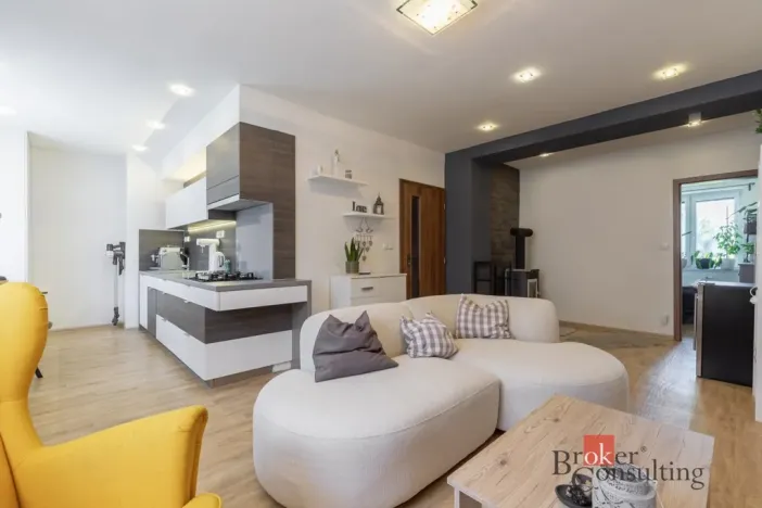 Prodej bytu 2+kk, Břeclav - Poštorná, Dělnická, 51 m2
