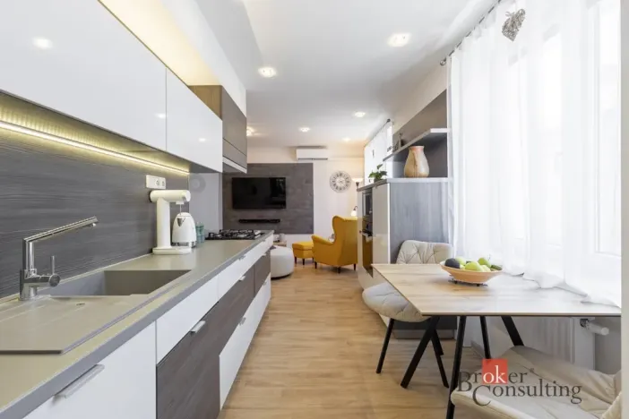 Prodej bytu 2+kk, Břeclav - Poštorná, Dělnická, 51 m2