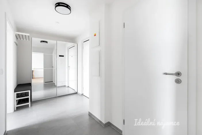 Pronájem bytu 2+kk, Praha - Hloubětín, Sobí, 55 m2