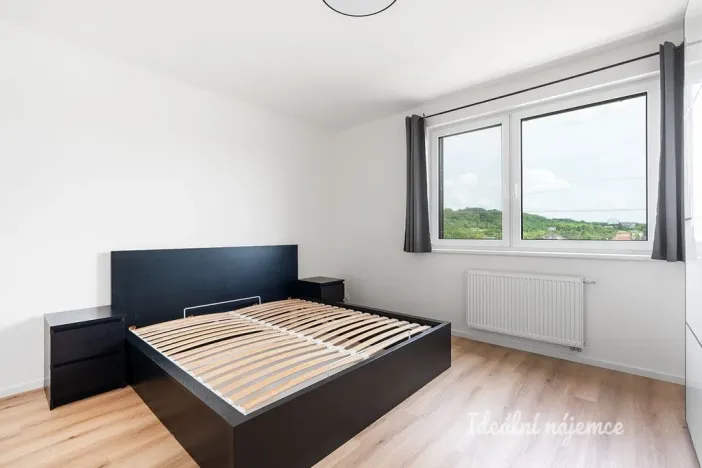 Pronájem bytu 2+kk, Praha - Hloubětín, Sobí, 55 m2
