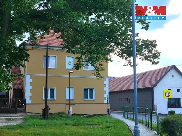 Pronájem bytu 1+kk, Dobročovice, 25 m2