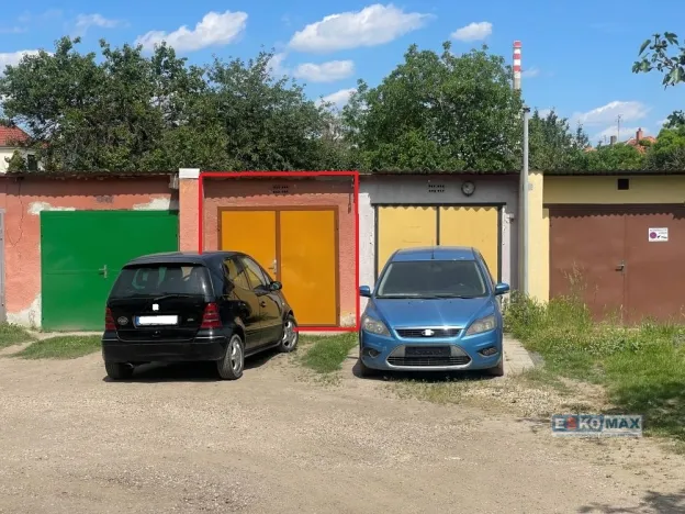 Pronájem bytu 2+1, Břeclav, Smetanovo nábřeží, 56 m2