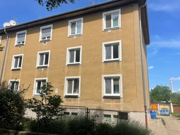 Pronájem bytu 2+1, Břeclav, Smetanovo nábřeží, 56 m2