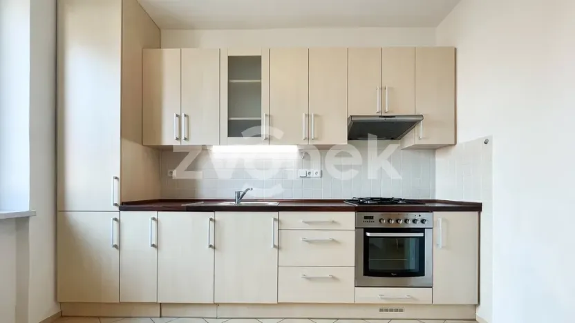Pronájem bytu 1+1, Zlín, Bratří Jaroňků, 37 m2