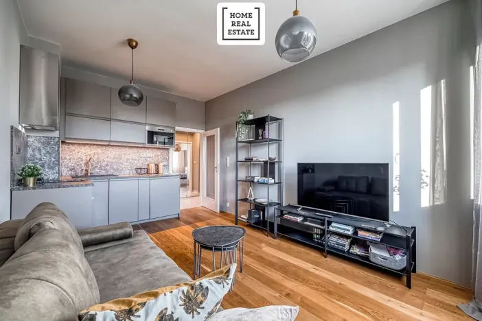 Pronájem bytu 2+kk, Praha - Strašnice, Černokostelecká, 40 m2