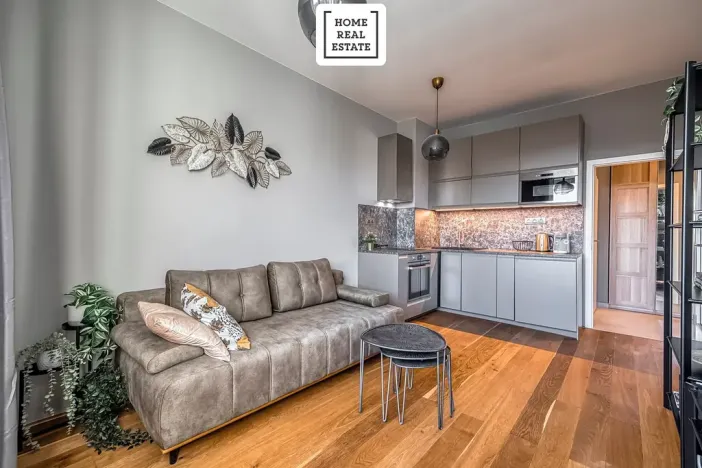 Pronájem bytu 2+kk, Praha - Strašnice, Černokostelecká, 40 m2