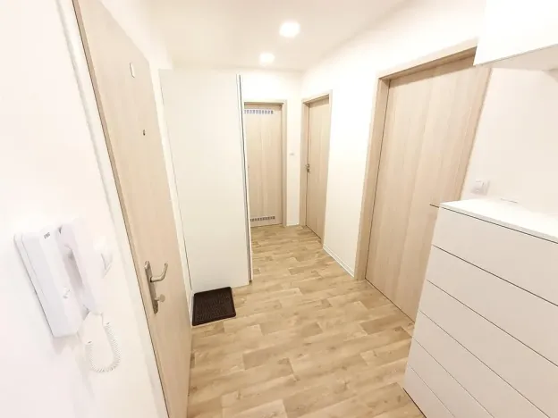 Pronájem bytu 3+kk, Praha - Michle, V zápolí, 75 m2