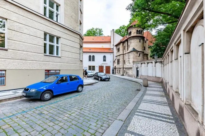 Prodej bytu 3+kk, Praha - Josefov, U starého hřbitova, 102 m2