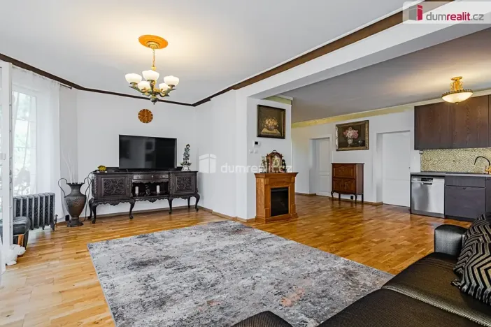 Prodej rodinného domu, Kyselka, 260 m2