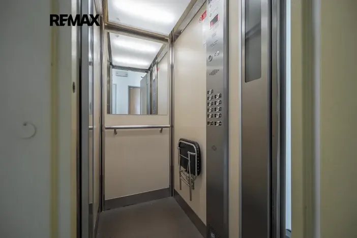 Prodej bytu 2+kk, Praha - Žižkov, Pod lipami, 45 m2