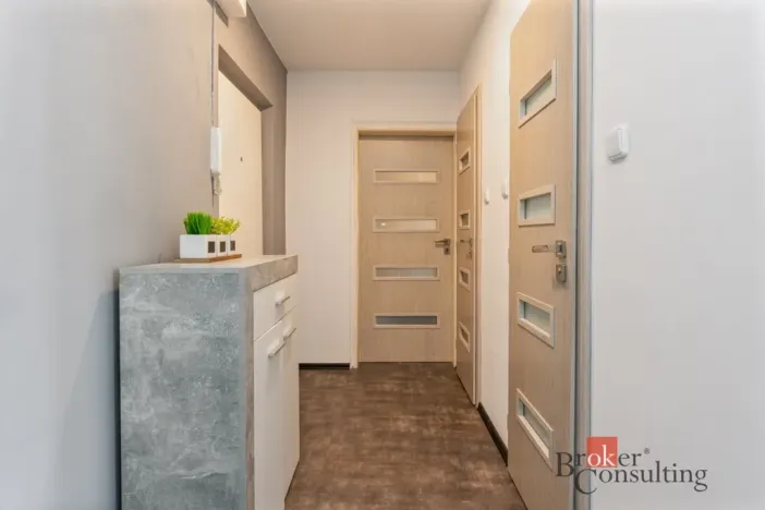 Pronájem bytu 2+kk, Pardubice - Polabiny, kpt. Bartoše, 45 m2