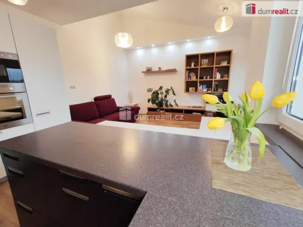 Pronájem bytu 2+kk, Praha - Libeň, Kovářská, 64 m2