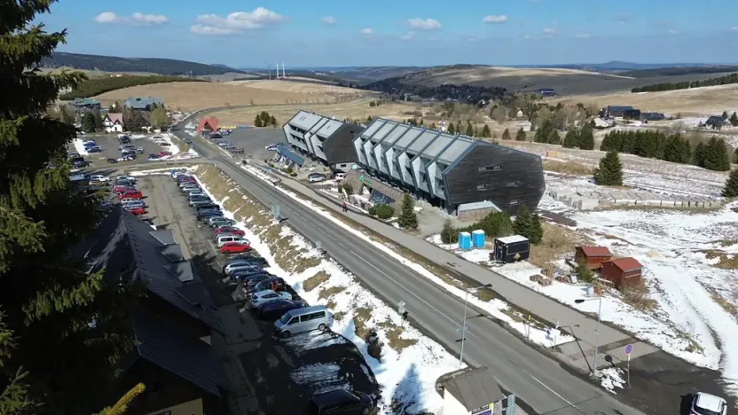 Prodej restaurace, Loučná pod Klínovcem, 45 m2