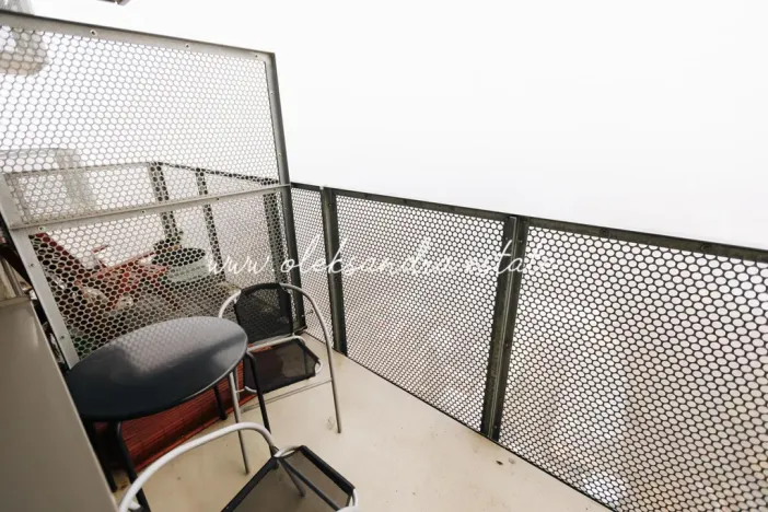 Pronájem bytu 1+kk, Praha - Vysočany, Freyova, 32 m2