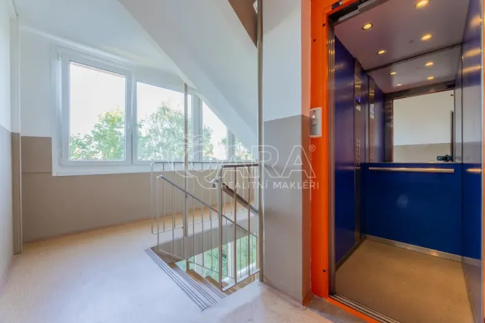 Prodej bytu 3+kk, Praha - Krč, V Štíhlách, 55 m2
