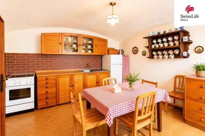 Prodej historického objektu, Praha - Troja, K Bohnicím, 176 m2