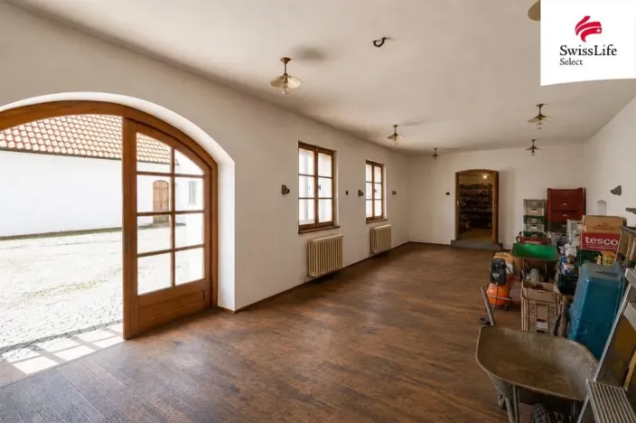 Prodej historického objektu, Praha - Troja, K Bohnicím, 176 m2