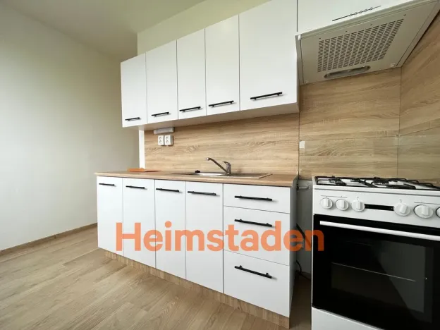 Pronájem bytu 2+1, Orlová - Lutyně, Masarykova třída, 56 m2