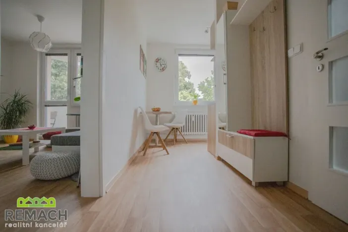 Pronájem bytu 1+1, Napajedla, Nábřeží, 33 m2
