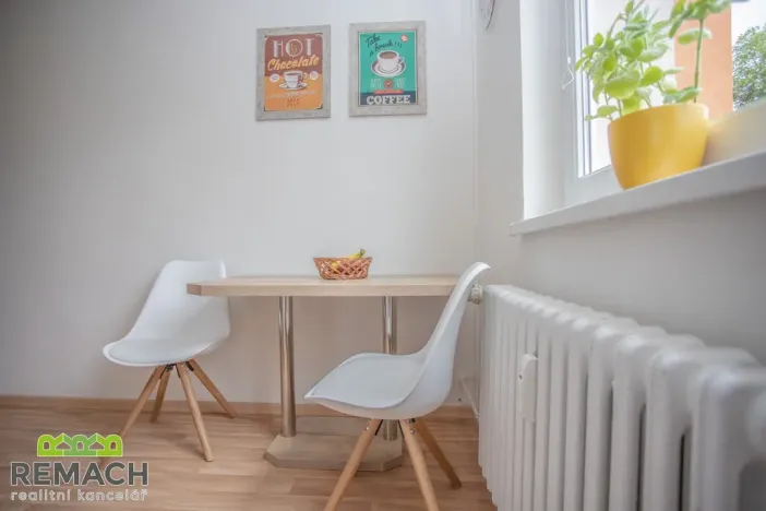 Pronájem bytu 1+1, Napajedla, Nábřeží, 33 m2